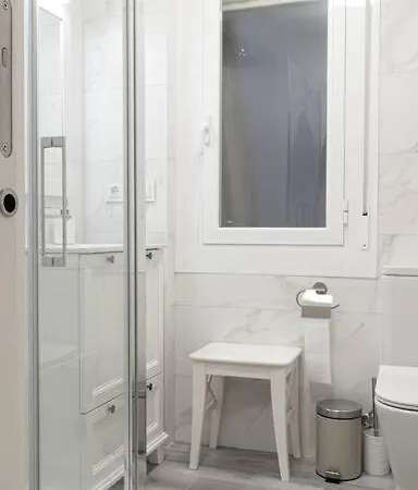 Omega Suites Logroño Buitenkant foto