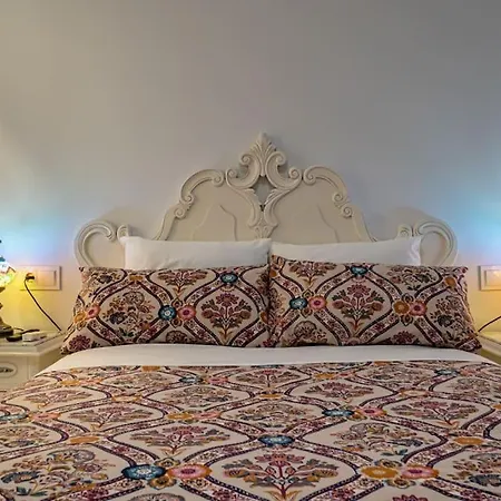 Omega Suites Logroño Buitenkant foto